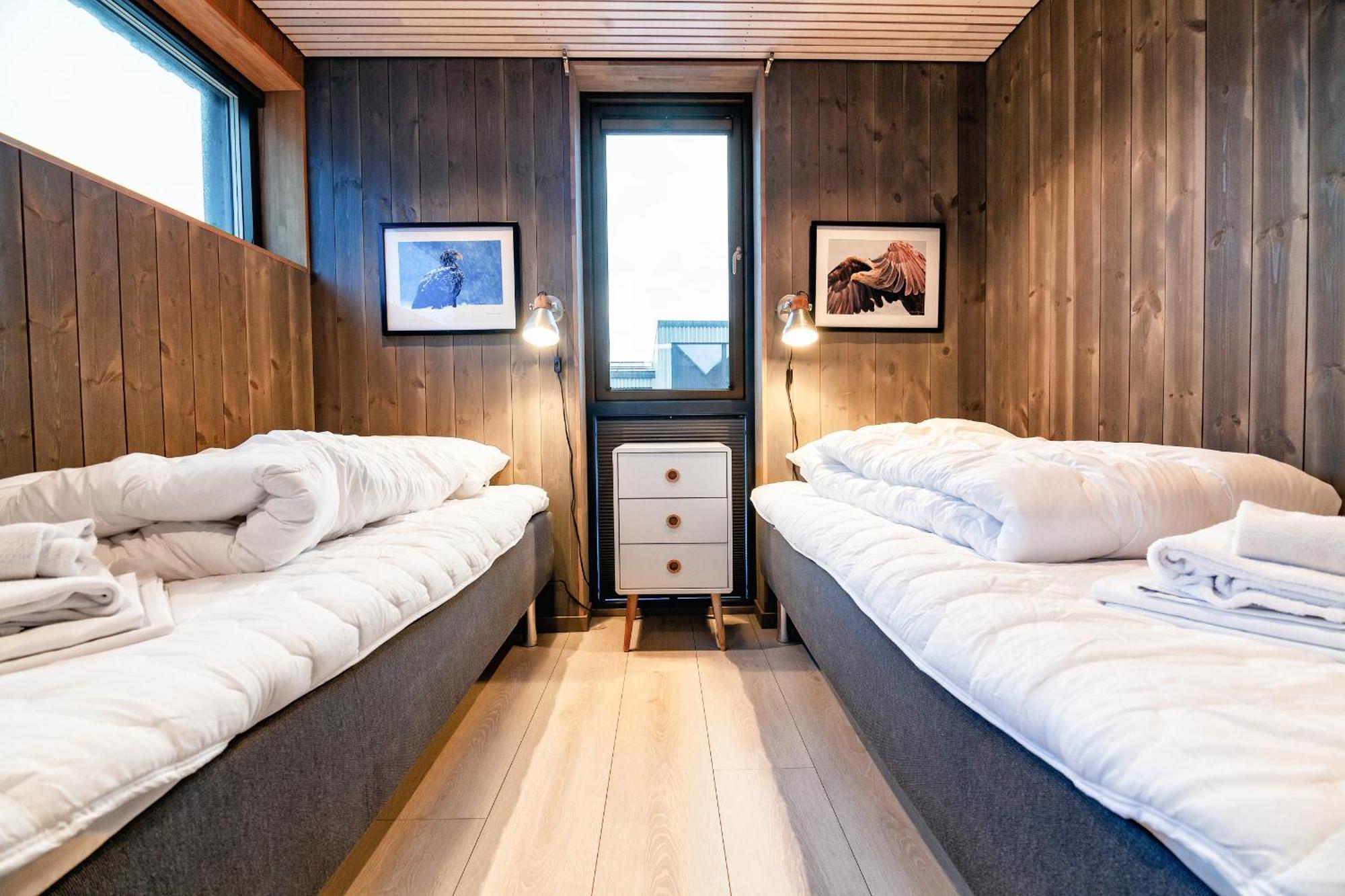 Rorbuleilighet Lysoysundet 1G Henningsvær Buitenkant foto